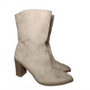 Universal Thread Women's Knee-High Beige Suede Boots Size 7.5